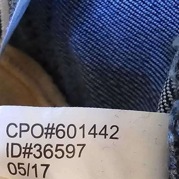 Maternity STRETCH Skinny Jeans, Secret FIT Tummy Panel Size: Medium | 30" inseam - Picture 12 of 12